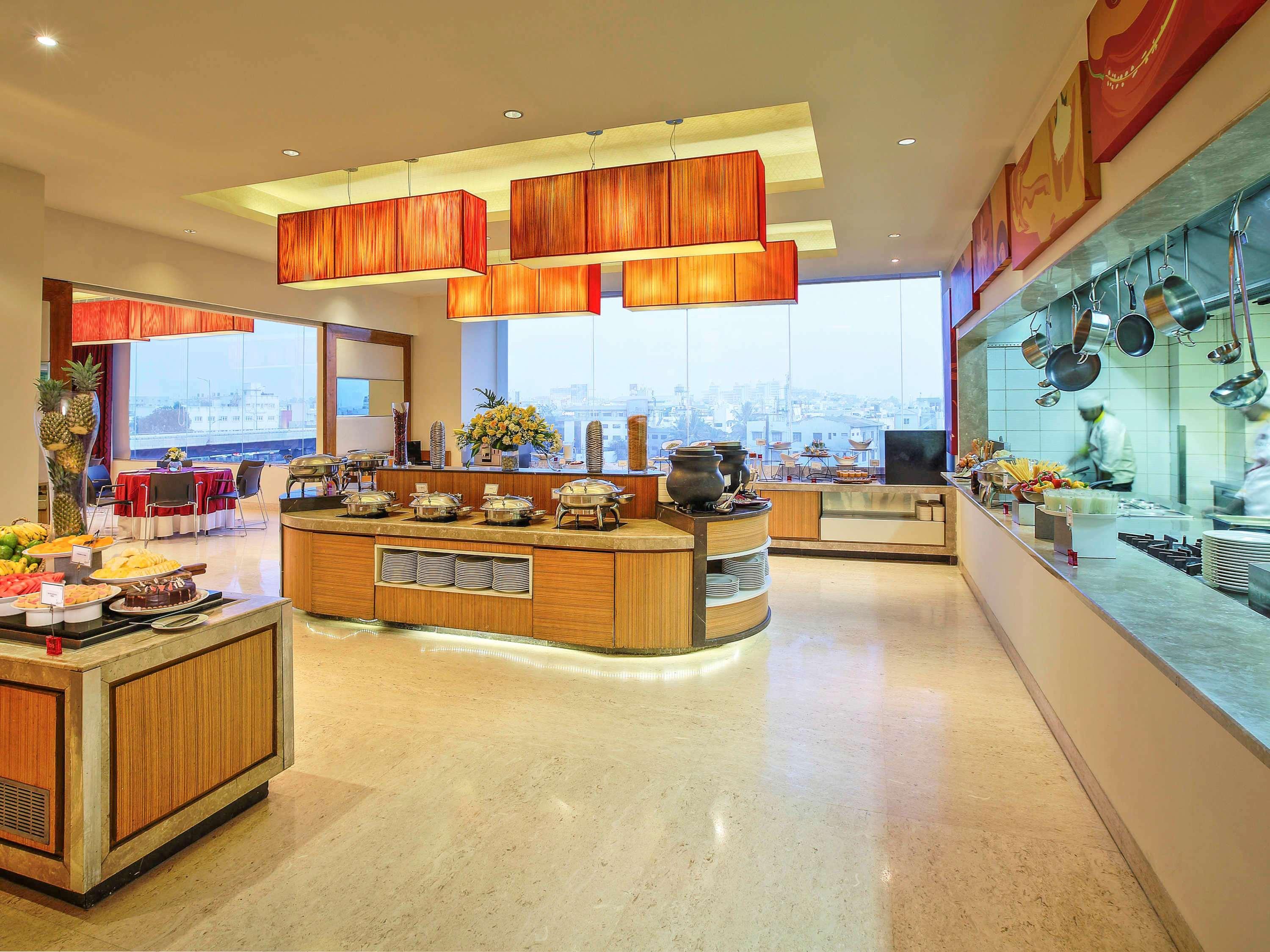 Hotel Ibis Bengaluru Hosur Road - An Accor Brand Exterior foto