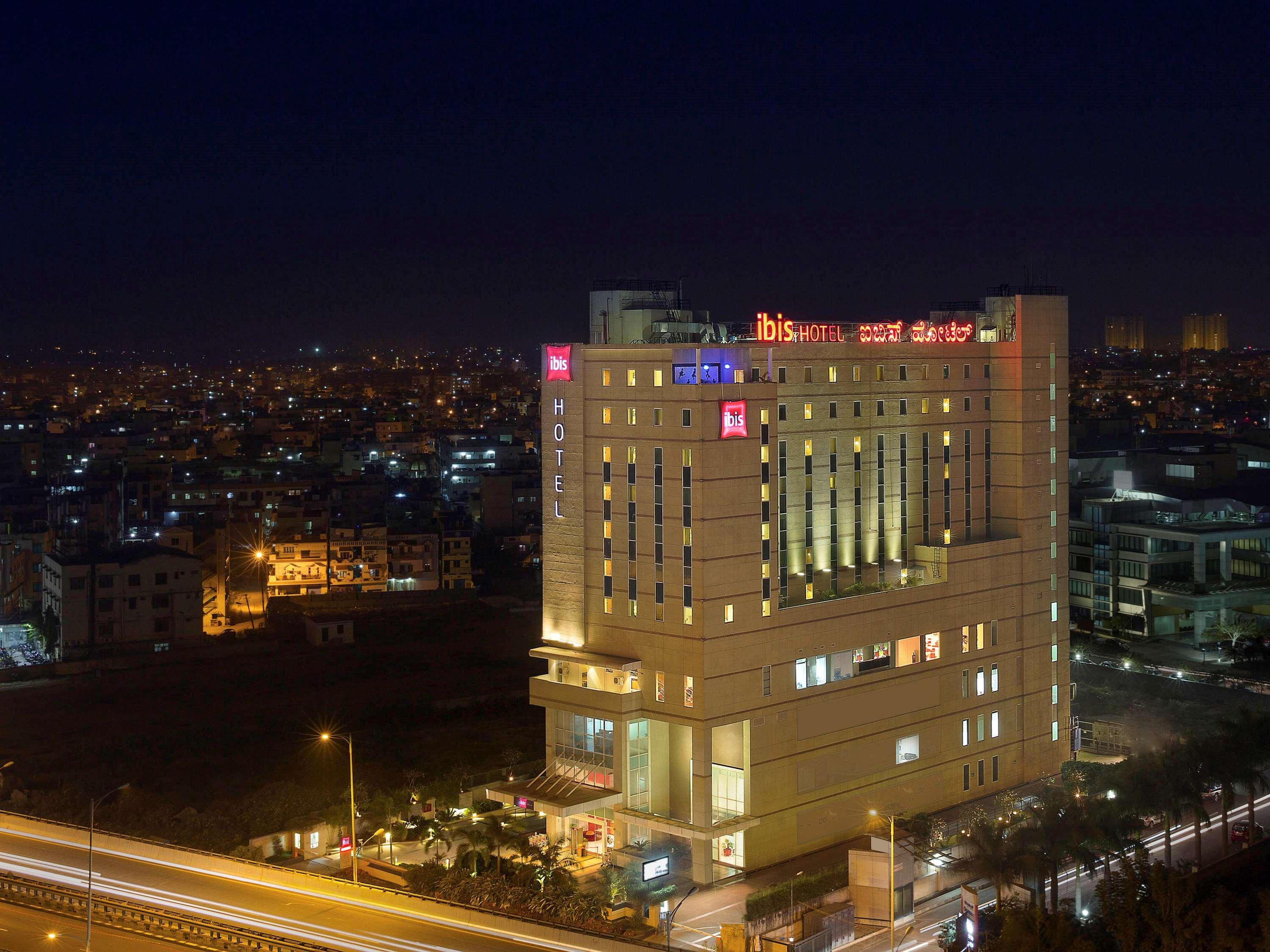 Hotel Ibis Bengaluru Hosur Road - An Accor Brand Exterior foto